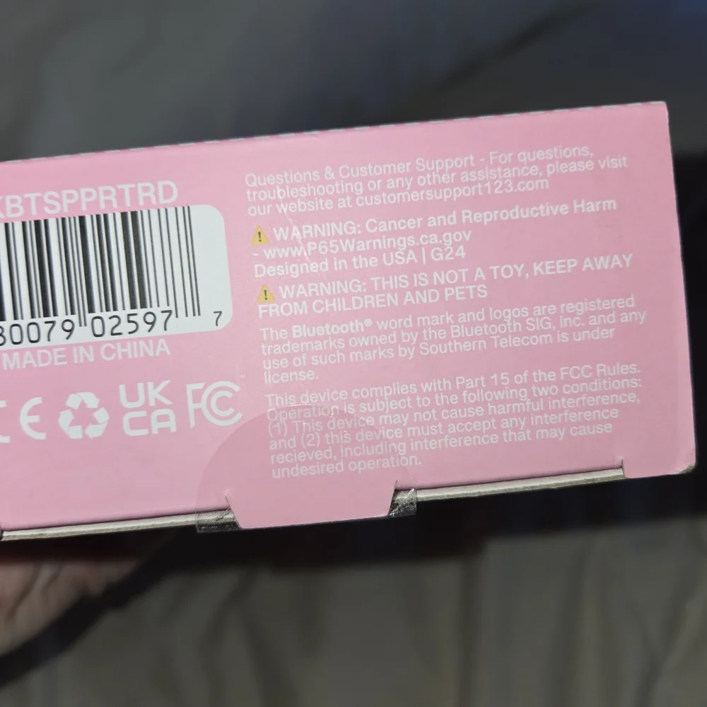 Hello kitty Portable Bluetooth Speaker - Picture 3 of 3